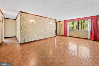 Harper House unit 213, Baltimore, MD 21210 - photo 7