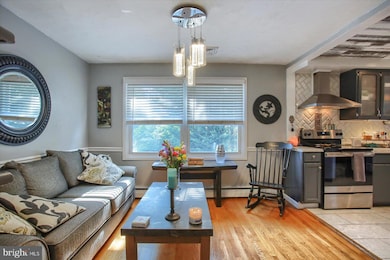 651 E Fir St, Palmyra, PA 17078 - photo 7