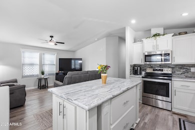 1363 N Plaza Dr unit 9, Apache Junction, AZ 85120 - photo 6