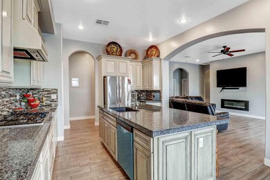 216 E 5th Ave Mesa, AZ 85210-3