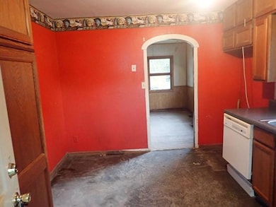 1536 2nd Ave N, Windom, MN 56101 - photo 5