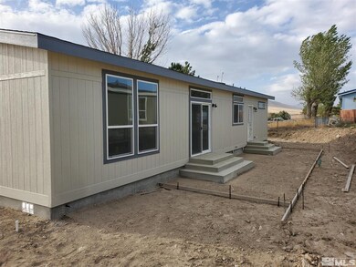 3447 Crown Royal Cir, Winnemucca, NV 89445 - photo 3