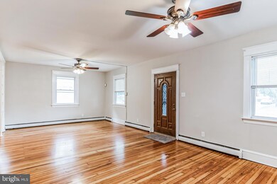 51 Berkley Ave, Lansdowne, PA 19050 - photo 6