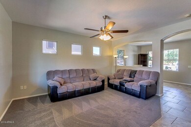 Family Room w/ Ceiling Fan