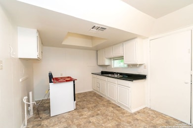 6950 Lark Haven Ln unit 2, San Antonio, TX 78263 - photo 7