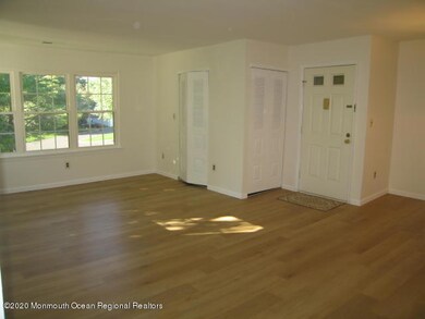 91 Quince Ct unit 271, Red Bank, NJ 07701 - photo 2