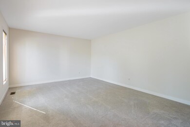 7 Saratoga Dr, Wilmington, DE 19808 - photo 3