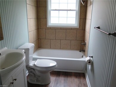 631 Pasadena Ave, Sheffield Lake, OH 44054 - photo 7