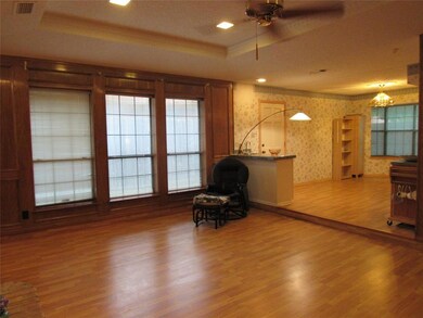 404 Sunnybrook Ct, Bedford, TX 76021 - photo 5