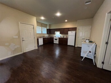 3366 Airport Blvd, Houston, TX 77051 - photo 5