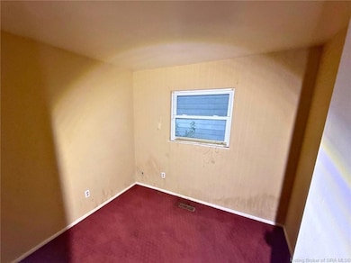 1716 Marlowe Dr, Clarksville, IN 47129 - photo 5