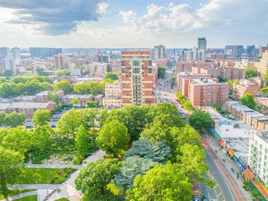 Garden View Plaza unit 12A, Flushing, NY 11355 - photo 2