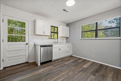 152 Lane Ave, Cookeville, TN 38506 - photo 5