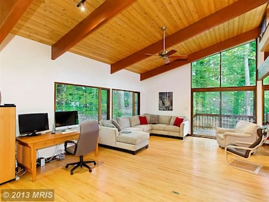 9205 Laurel Oak Dr, Bethesda, MD 20817 - photo 6