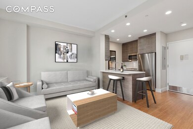 305 W 16th St unit 5F, New York, NY 10011 - photo 2