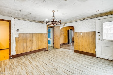 151 Gates St, Andover, OH 44003 - photo 5