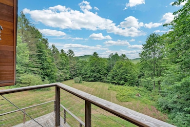 8126 Pomfret Rd, Pomfret, VT 05053 - photo 2