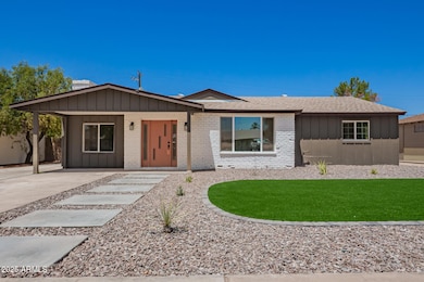 5724 N 13th Place, Phoenix, AZ 85014 - photo 2