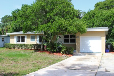 FrontYard02