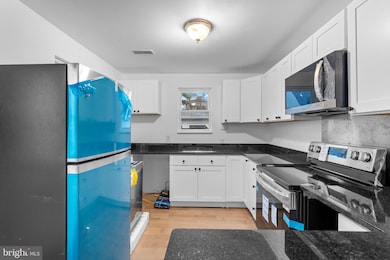 1504 Taylor Ave unit B, Parkville, MD 21234 - photo 6