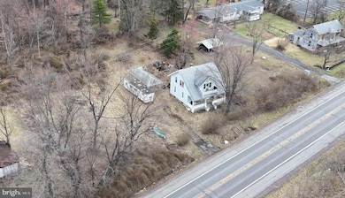 22001 Westernport Rd SW, Westernport, MD 21562 - photo 2