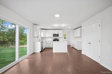 4257 Cedar Ln, Grand Blanc, MI 48439 - photo 5