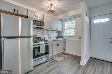 2403 Kent Village Place, Hyattsville, MD 20785 - photo 2