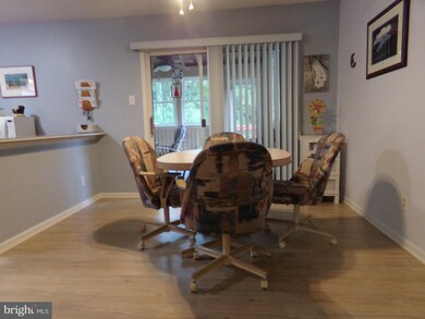 10 E Center Ave, Maple Shade, NJ 08052 - photo 3