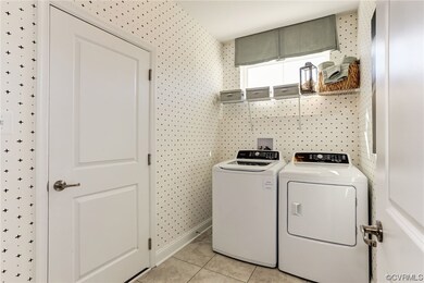 Builder images of a previously built decorated mod