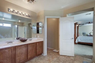 2115 N 94th Glen-48
