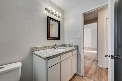 212 N Roe St, Fort Worth, TX 76108 - photo 6