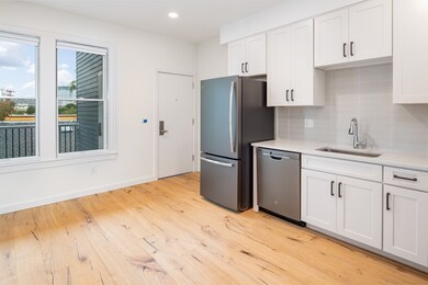 22 Magazine unit 7, Cambridge, MA 02139 - photo 3