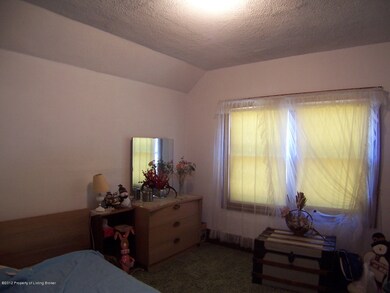 Upper Bedroom
