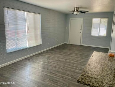 2402 N 24th St unit 6, Phoenix, AZ 85008 - photo 4