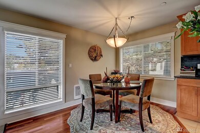 3208 81st Place SE unit D302, Mercer Island, WA 98040 - photo 6