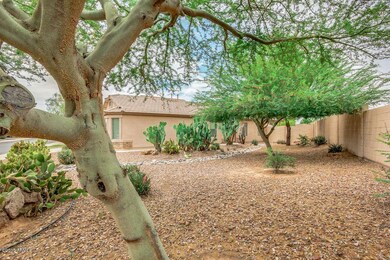 Sunland Dr-04