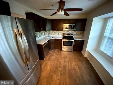 11554 Joyceton Dr unit 32-3, Upper Marlboro, MD 20774 - photo 5