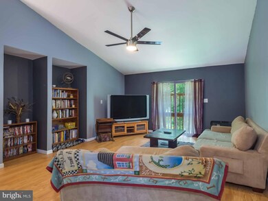 11210 Little How Place, Newburg, MD 20664 - photo 5