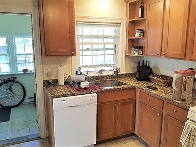 183 Warren St, Watertown, MA 02472 - photo 2