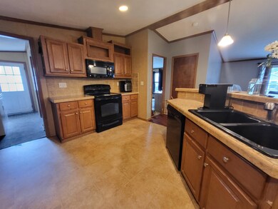 33 Daniels Dr, Barre, VT 05641 - photo 6