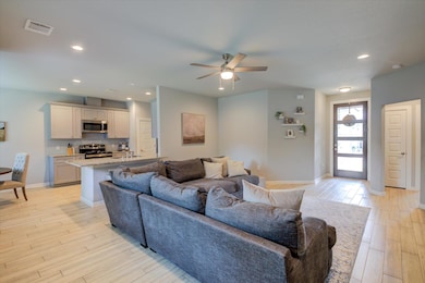 21414 Santa Carlo Ave, Lago Vista, TX 78645 - photo 2