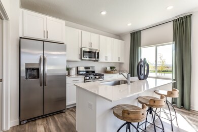 2011 E Porcupine Dr unit 4126, Eagle Mountain, UT 84005 - photo 5