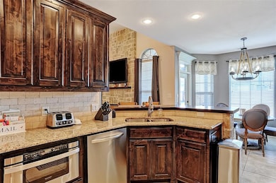 1137 Fountain Creek Blvd, Pottsboro, TX 75076 - photo 4