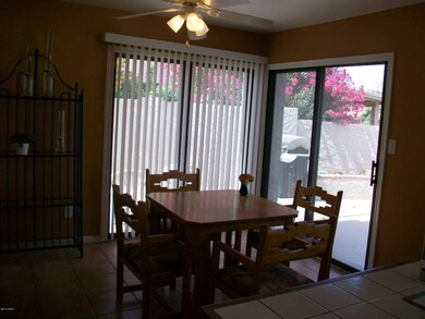 LA BREAKFAST ROOM