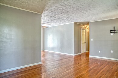 639 Cindy Dr, Cookeville, TN 38506 - photo 6