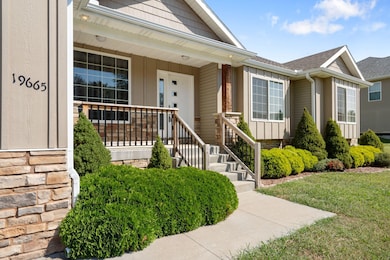 19665 Mockingbird Ln unit PETTI, Sedalia, MO 65301 - photo 2