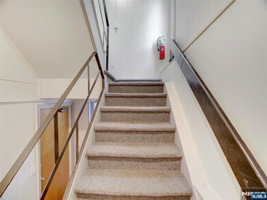 850 Bloomfield Ave unit A3, Montclair, NJ 07042 - photo 5