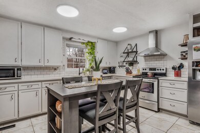 9110 E Orchard Ln, Churubusco, IN 46723 - photo 7