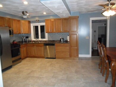 33 Rotary Dr, Johnston, RI 02919 - photo 4