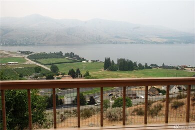 128 Orchard View Dr, Chelan, WA 98816 - photo 3